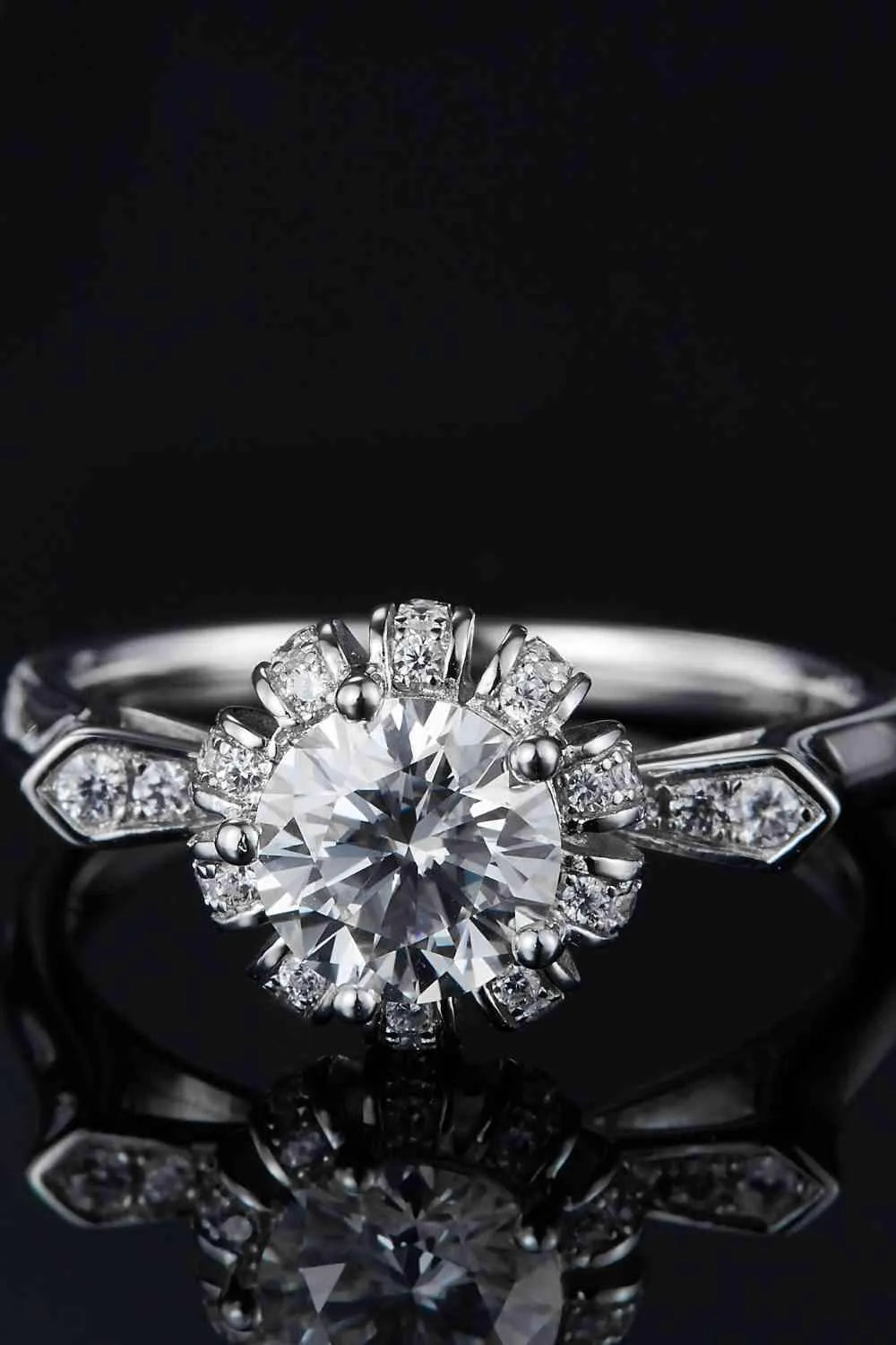 1 Carat Moissanite 925 Sterling Silver Ring Silver Moissanite - Tophatter Daily Deals